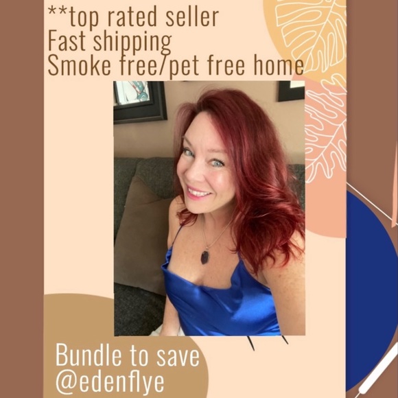 ⭐️Vintage⭐️ Koret of California button down top- size small - Picture 6 of 7